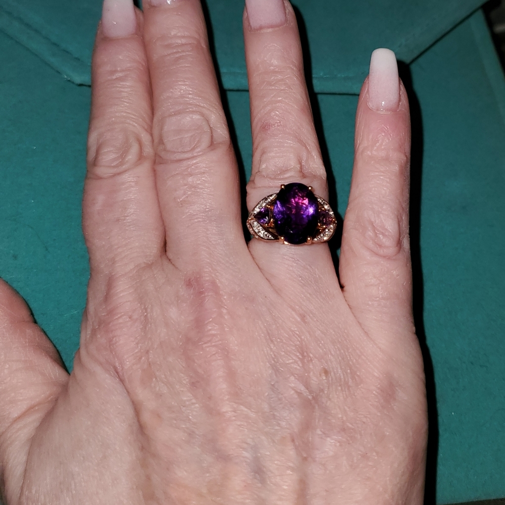 NWT BEAUTIFUL AMETHYST RING - Picture 5 of 6